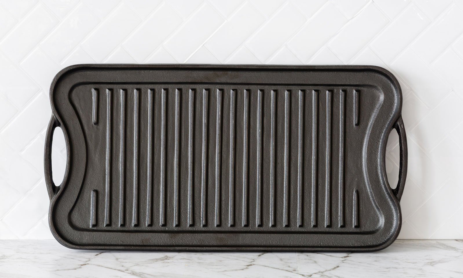 Oil - seasoned Ready to use 50.7x25.8cm Reversible Cast Iron Grill - Black - Home & Garden > Kitchenware > Skillets & Frying Pans - Rivercity House & Home Co. (ABN 18 642 972 209) - Affordable Modern Furniture Australia
