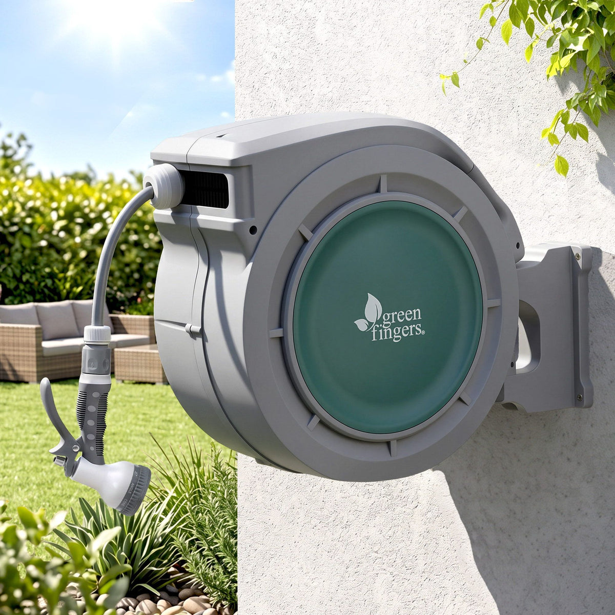 20m Retractable Wall Mounted Garden Hose Reel with 9-Pattern Nozzle - Green