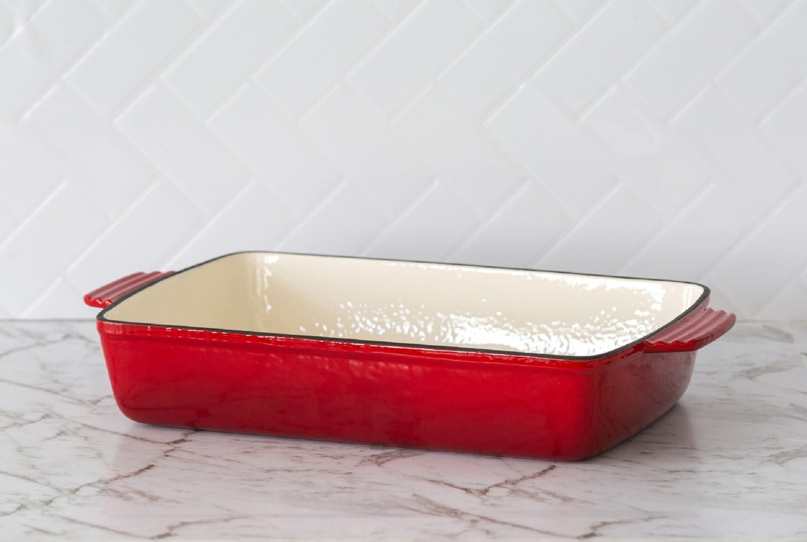 Enamelled Cast Iron 38.5x23cm Rectangular Roaster (3.4L) - Red - Home & Garden > Kitchenware > Skillets & Frying Pans - Rivercity House & Home Co. (ABN 18 642 972 209) - Affordable Modern Furniture Australia