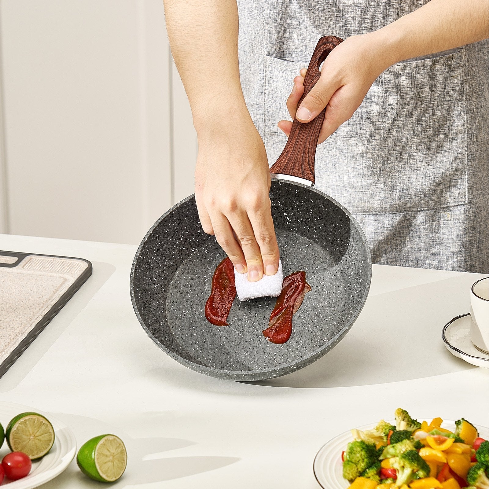 Frying Pan Skillet, Aluminum Egg Fry Pans, 3 Piece Set (250, 280, 325 mm), Nonsitck Heavy - Duty Skillets with Heat - Resistant Handle, Chef's Kitchen Cookware, for Gas, Electric, Induction, Grey - Home & Garden > Kitchenware > Skillets & Frying Pans - Rivercity House & Home Co. (ABN 18 642 972 209) - Affordable Modern Furniture Australia