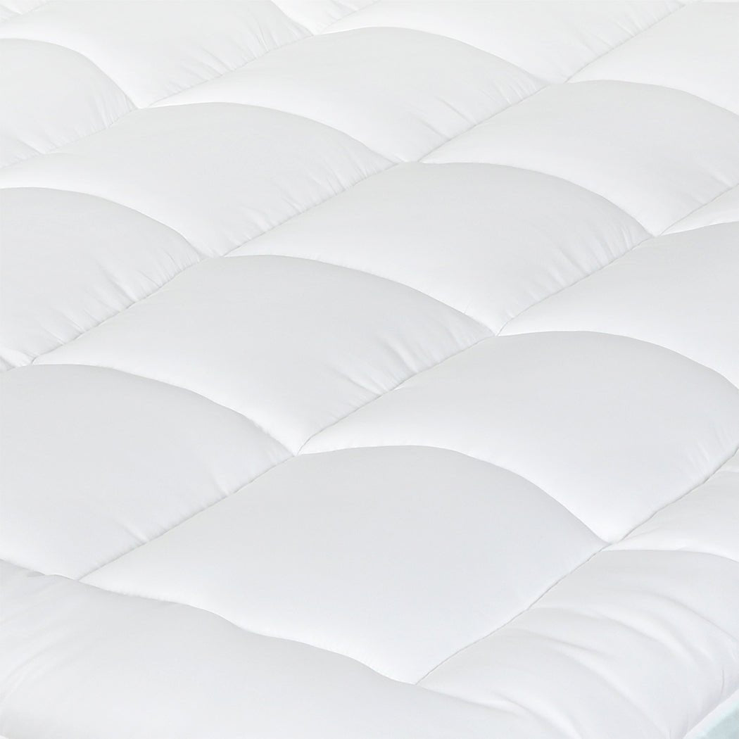 Gel Memory Foam Mattress Topper 8cm Queen Size with Cooling Gel - White and Blue - Rivercity House & Home Co. (ABN 18 642 972 209) - Affordable Modern Furniture Australia