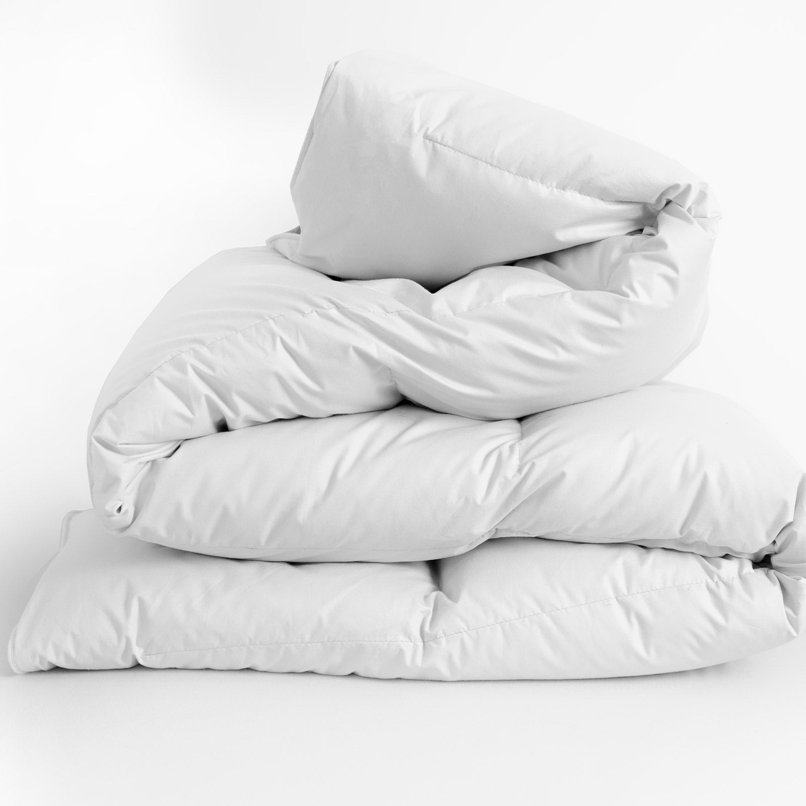 Casa Decor Silk Touch Quilt 360GSM All Seasons Antibacterial Hypoallergenic - King - White - Home & Garden > Bedding - Rivercity House & Home Co. (ABN 18 642 972 209) - Affordable Modern Furniture Australia