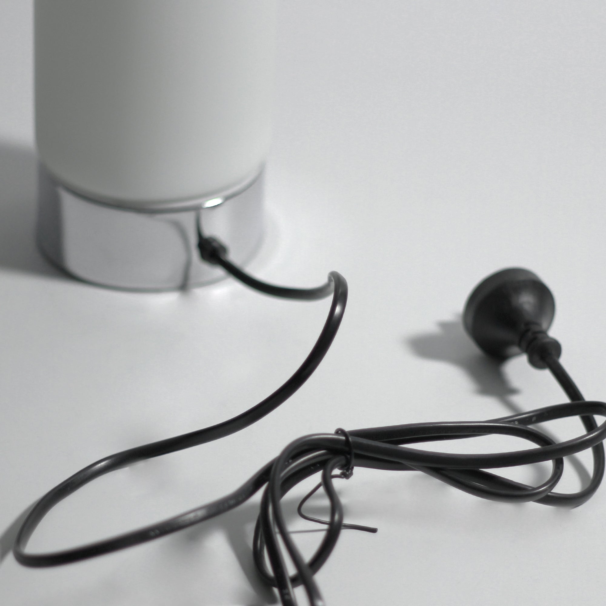 Julie Cylinder Touch Lamp with USB Port - Home & Garden > Lighting - Rivercity House & Home Co. (ABN 18 642 972 209) - Affordable Modern Furniture Australia