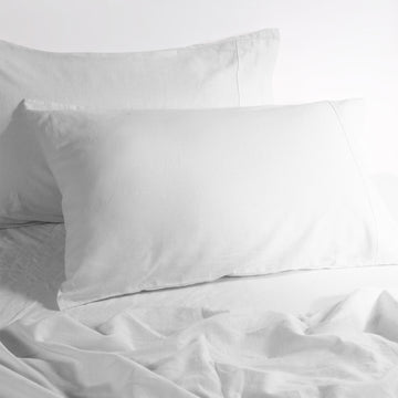 luxurious linen cotton sheet set 1 mega queen white - Home & Garden > Bedding - Rivercity House & Home Co. (ABN 18 642 972 209)
