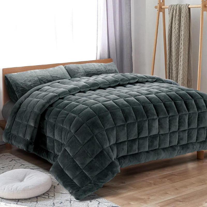 Mink Quilt Comforter Fleece Throw Blanket Doona Charcoal Super King - Rivercity House & Home Co. (ABN 18 642 972 209) - Affordable Modern Furniture Australia
